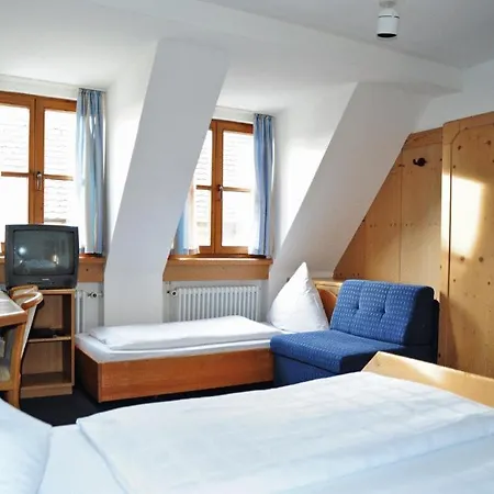 Traubenbraeu Отель