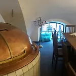 ホテル Traubenbraeu 3*