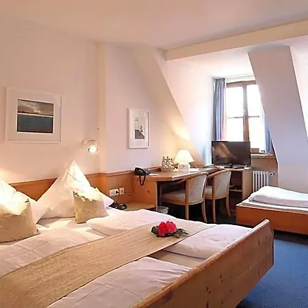 Traubenbraeu Otel 3*