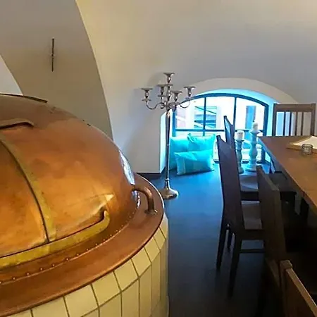 Traubenbraeu Otel