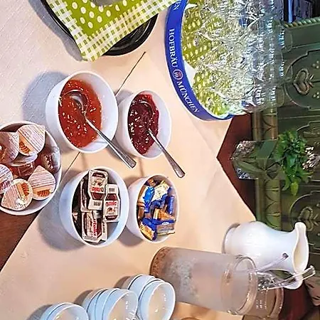 Hotel Traubenbraeu 3*