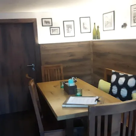 Traubenbraeu Hotel 3*