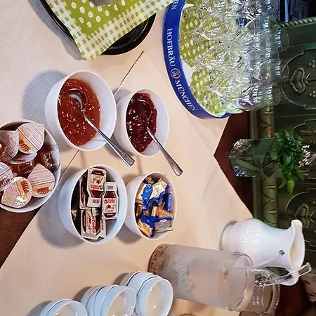 Traubenbraeu 3*